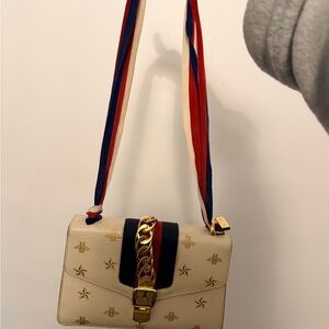 Gucci Cream Shoulder Bag with Gold and Multicolor Strap